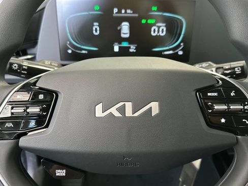 New 2026 Kia Niro LX image 22