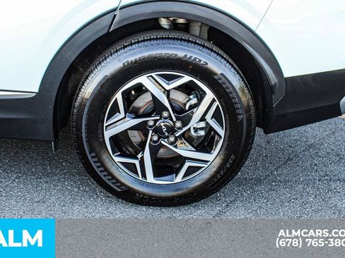 Used 2025 Kia Sportage LX FWD image 16