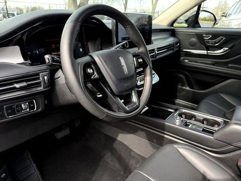 Certified 2024 Lincoln Corsair AWD w/ Equipment Group 101A image 11