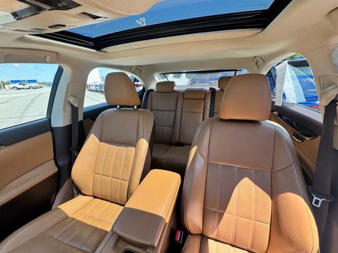 Used 2017 Lexus ES 350 w/ Luxury Package FWD image 26