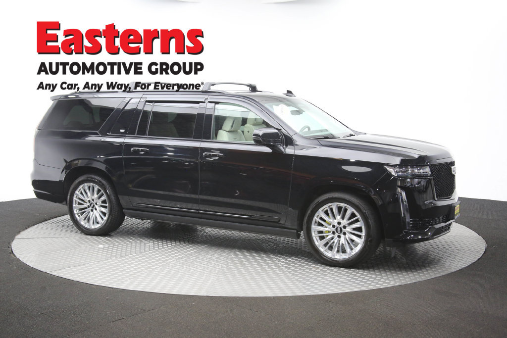 Used 2024 Cadillac Escalade ESV Sport Platinum w/ LPO, ONYX Package AWD/4WD image 56