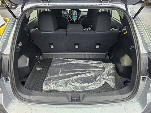 Used 2024 Subaru Impreza 2.0i Sport image 14