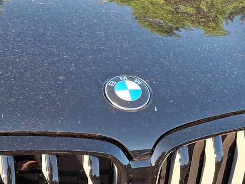 Used 2022 BMW X6 xDrive40i w/ M Sport Package AWD/4WD image 8