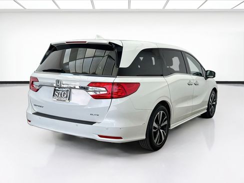 Used 2019 Honda Odyssey Elite image 4