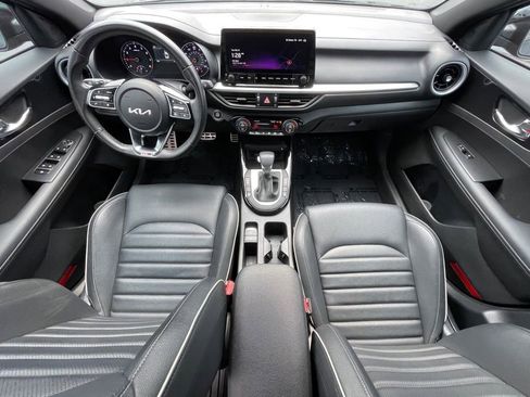 Used 2024 Kia Forte GT-Line w/ GT-Line Premium Package image 10