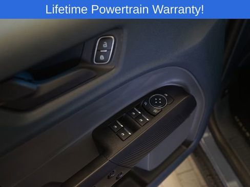 New 2025 Ford Maverick Lariat w/ Black Appearance Package image 19