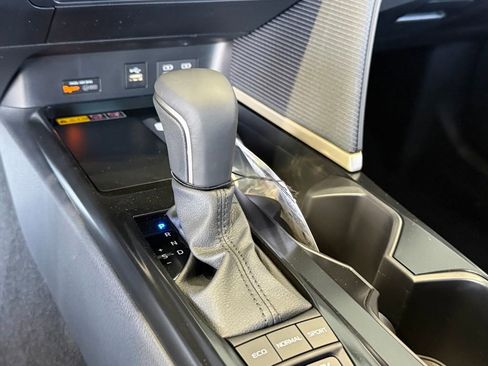 New 2026 Toyota Camry SE Nightshade image 24