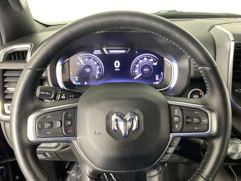 Used 2023 RAM 1500 Laramie AWD/4WD image 22