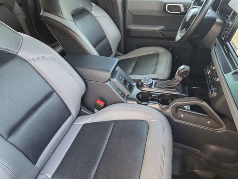 Used 2023 Ford Bronco Big Bend image 10