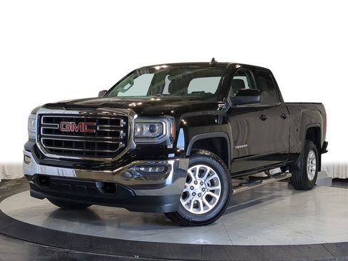 Used 2019 GMC Sierra 1500 SLE w/ SLE Value Package AWD/4WD image 1
