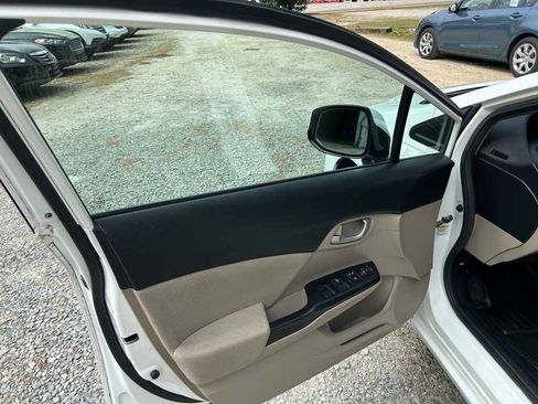 Used 2013 Honda Civic LX image 7