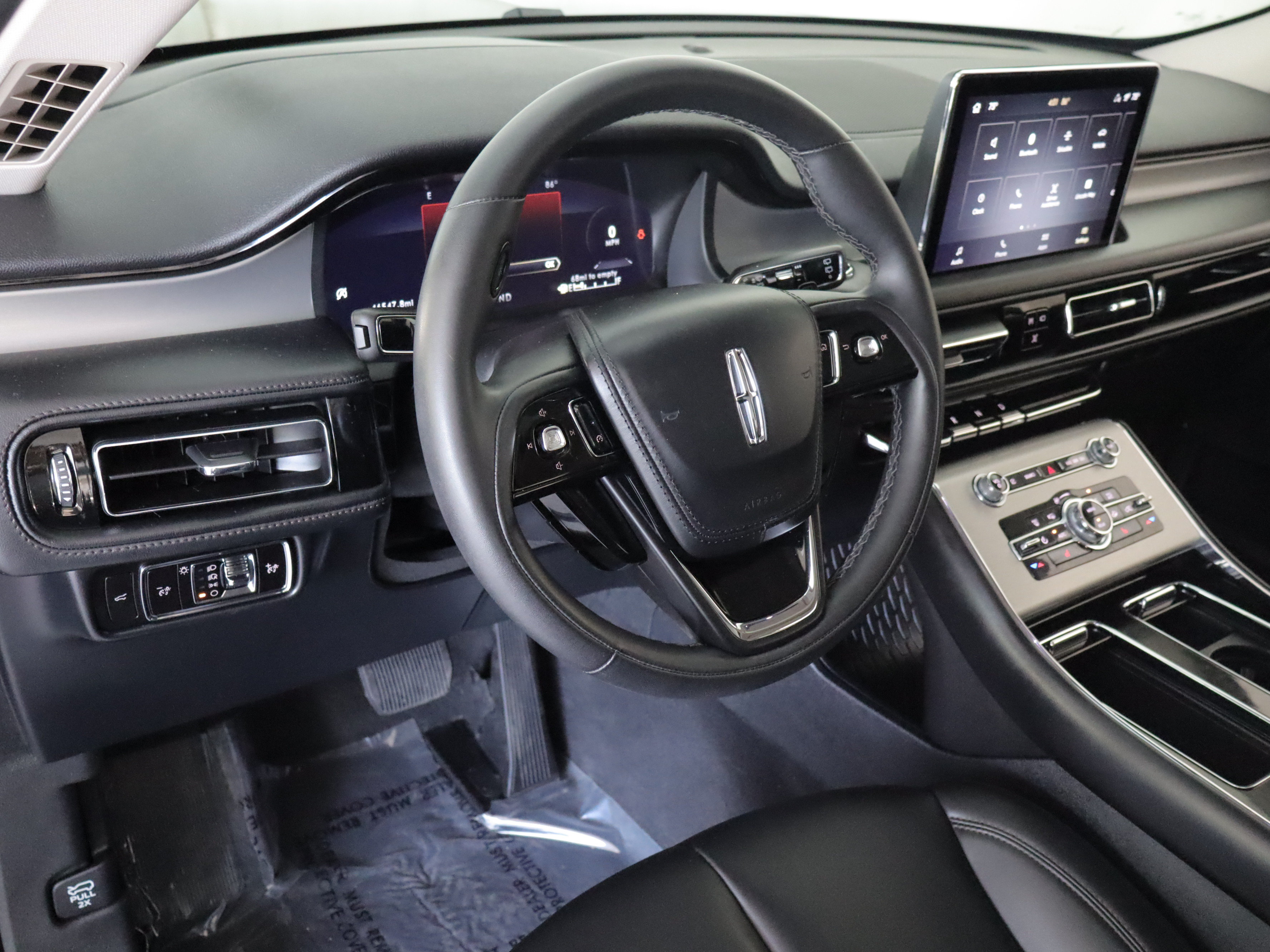 Used 2023 Lincoln Aviator AWD w/ Premium Package image 12