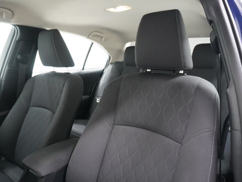 Used 2023 Toyota Corolla LE FWD image 11