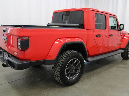 Used 2020 Jeep Gladiator Overland image 6