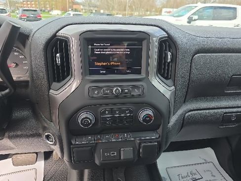 Used 2023 Chevrolet Silverado 1500 Custom AWD/4WD image 28