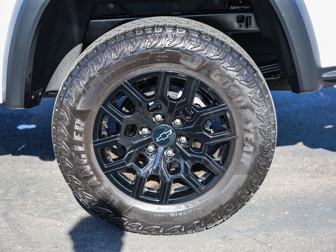 Used 2023 Chevrolet Colorado Trail Boss w/ Advanced Trailering Package image 25