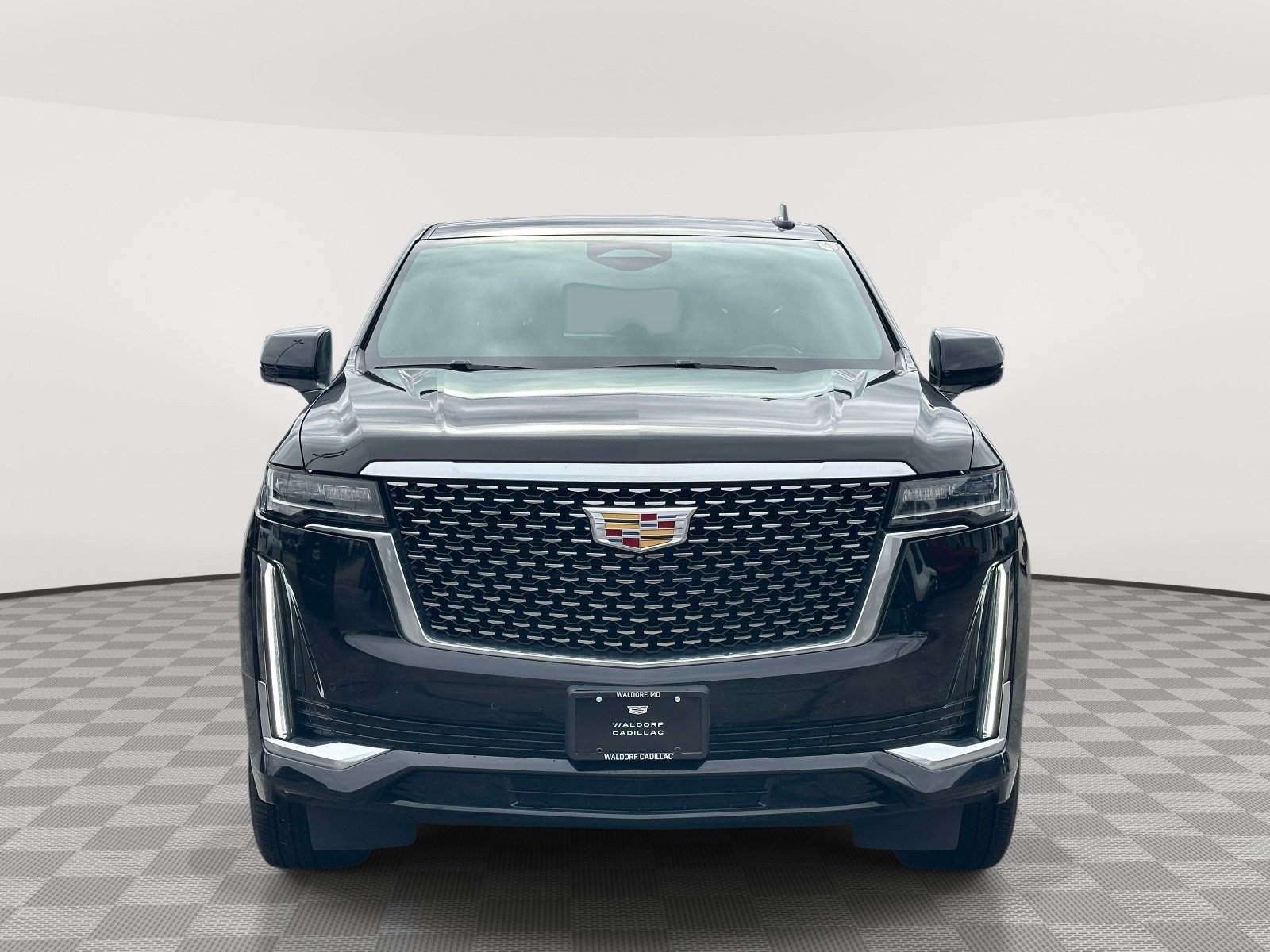 Used 2021 Cadillac Escalade Premium Luxury AWD/4WD image 2