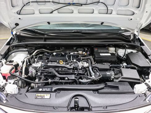 Certified 2024 Toyota Corolla SE w/ SE Premium Package FWD image 28