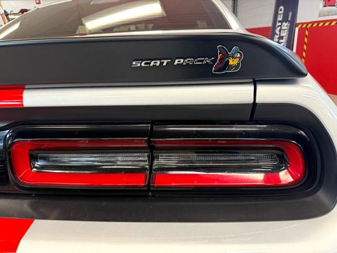 Used 2021 Dodge Challenger R/T Scat Pack image 9