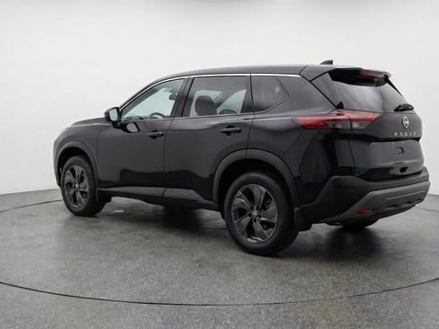 Used 2025 Nissan Rogue SV FWD image 6