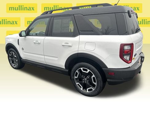 Certified 2022 Ford Bronco Sport Outer Banks w/ Tech Package image 11