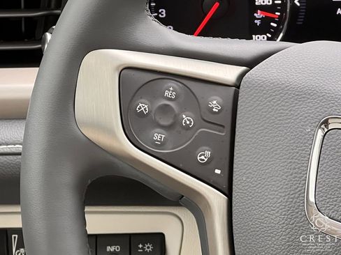 Used 2023 GMC Acadia Denali w/ Denali Ultimate Package image 14