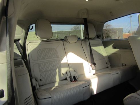 Used 2022 Lincoln Navigator Black Label image 25