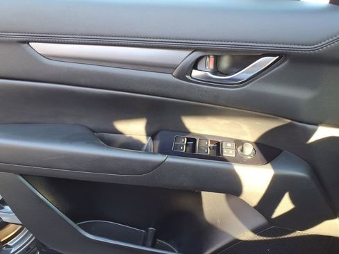 Used 2021 MAZDA CX-5 Touring image 18