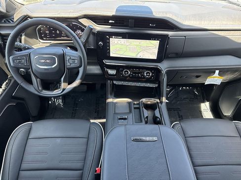 New 2026 GMC Sierra 2500 AT4X AWD/4WD image 7