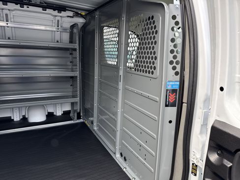 New 2025 Chevrolet Express 2500 w/ Driver Convenience Package image 20