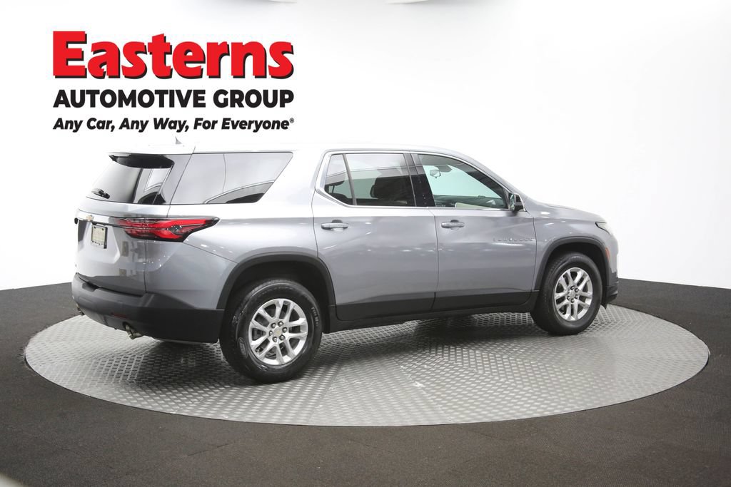 Used 2023 Chevrolet Traverse LS FWD image 42