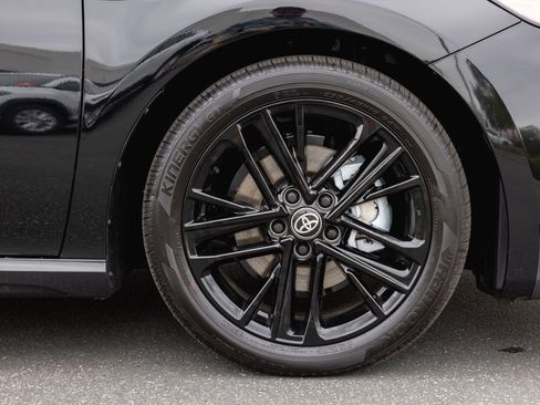 Used 2026 Toyota Camry SE image 4