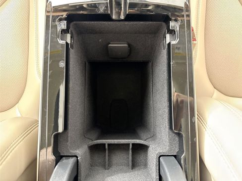 Used 2021 Lincoln Nautilus Reserve w/ Cargo Utility Package image 38