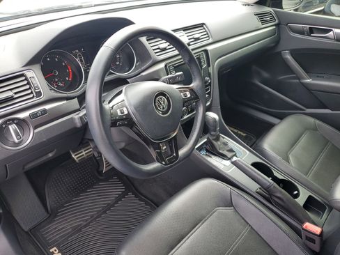 Used 2018 Volkswagen Passat 2.0T S image 18