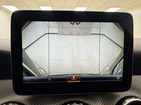 Used 2017 Mercedes-Benz GLA 250 4MATIC image 20