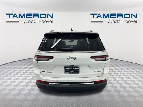 Used 2021 Jeep Grand Cherokee L Limited w/ Luxury Tech Group II image 4