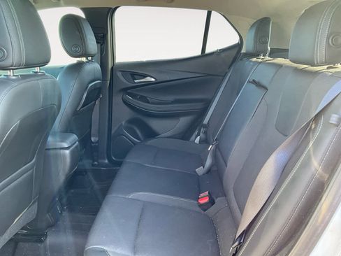 Used 2021 Buick Encore GX Select image 15