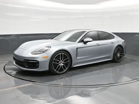 Certified 2023 Porsche Panamera 4 Platinum Edition image 1