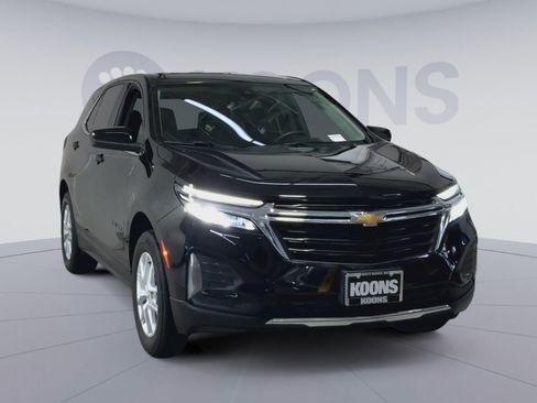 Used 2023 Chevrolet Equinox LT image 4