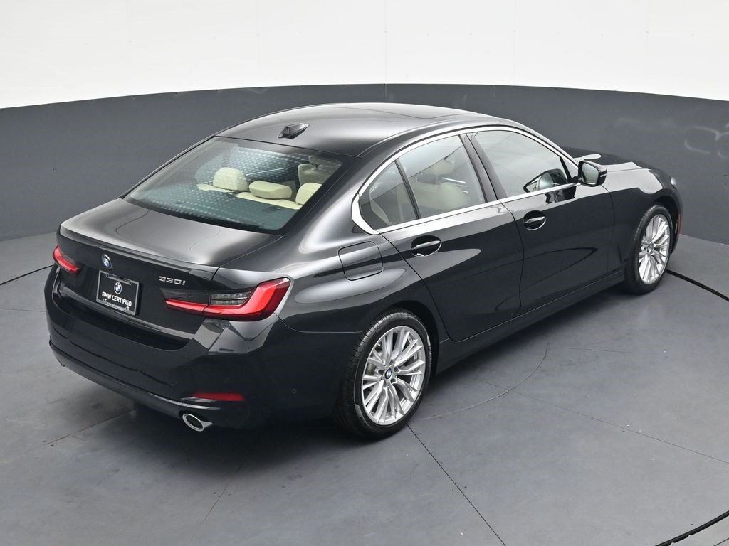 Used 2024 BMW 330i Sedan w/ Convenience Package RWD image 21