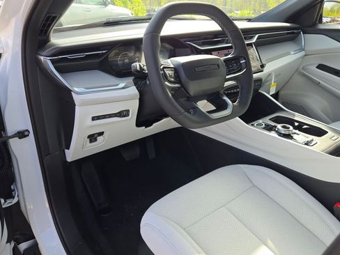 New 2026 Jeep Cherokee Laredo AWD/4WD image 20