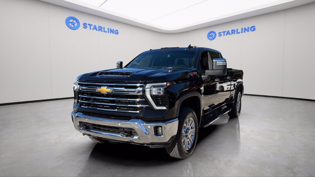 Used 2025 Chevrolet Silverado 3500 LTZ w/ LTZ Plus Package AWD/4WD image 17
