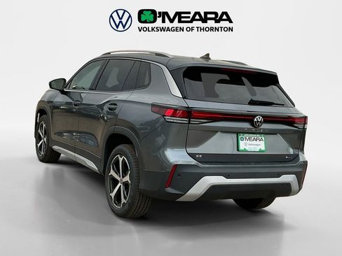 New 2025 Volkswagen Tiguan SE image 3