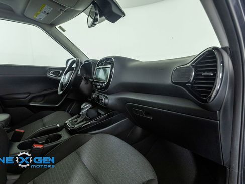 Used 2021 Kia Soul EX FWD image 37