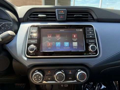 Used 2025 Nissan Versa SV w/ Trunk Package FWD image 20