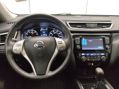 Used 2016 Nissan Rogue SL w/ SL Premium Package FWD image 22