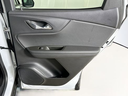 Used 2025 Chevrolet Blazer LT FWD image 29