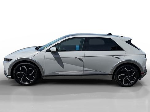Certified 2024 Hyundai Ioniq 5 Limited RWD image 2