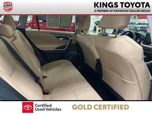 Certified 2022 Toyota RAV4 XLE image 26
