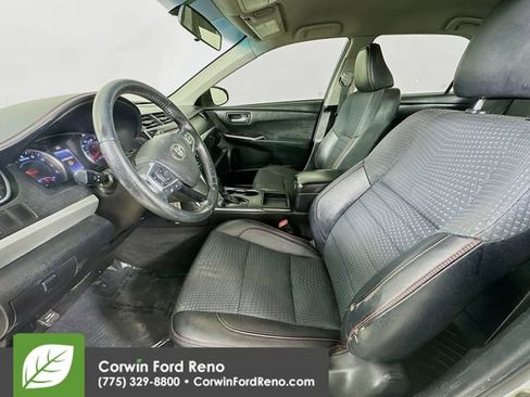 Used 2015 Toyota Camry SE image 20